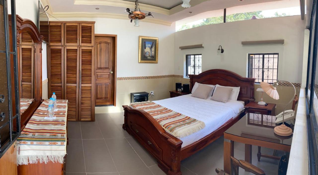 Hosteria Casa Silva Checa Bagian luar foto