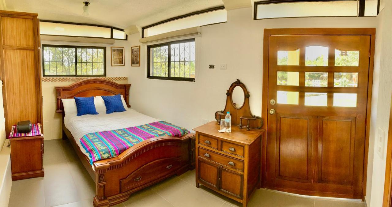 Hosteria Casa Silva Checa Bagian luar foto